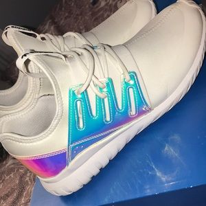 Adidas tubular